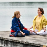 Yoga Konzentrationsübungen am See