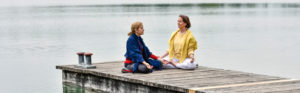Yoga Konzentrationsübungen am See